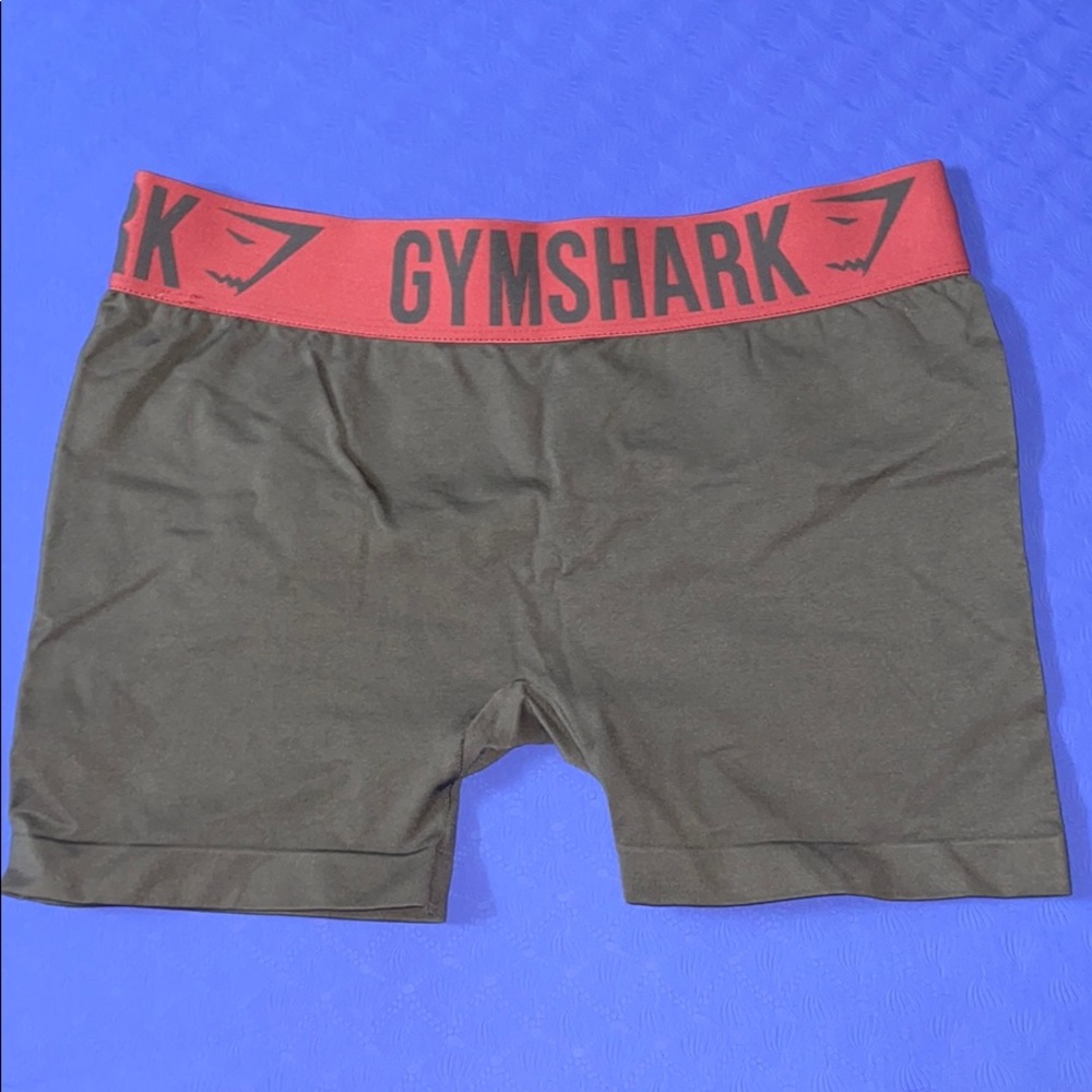 Gymshark gray shorts with pink band. Size S